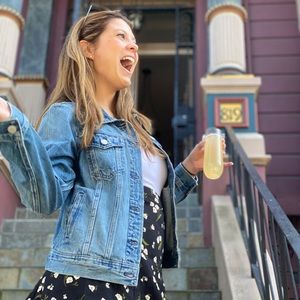 Meet your Posher, Julie